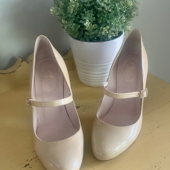 Browns Couture heels - Picture 5 of 7